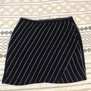 NWOT Banana Republic Skirt